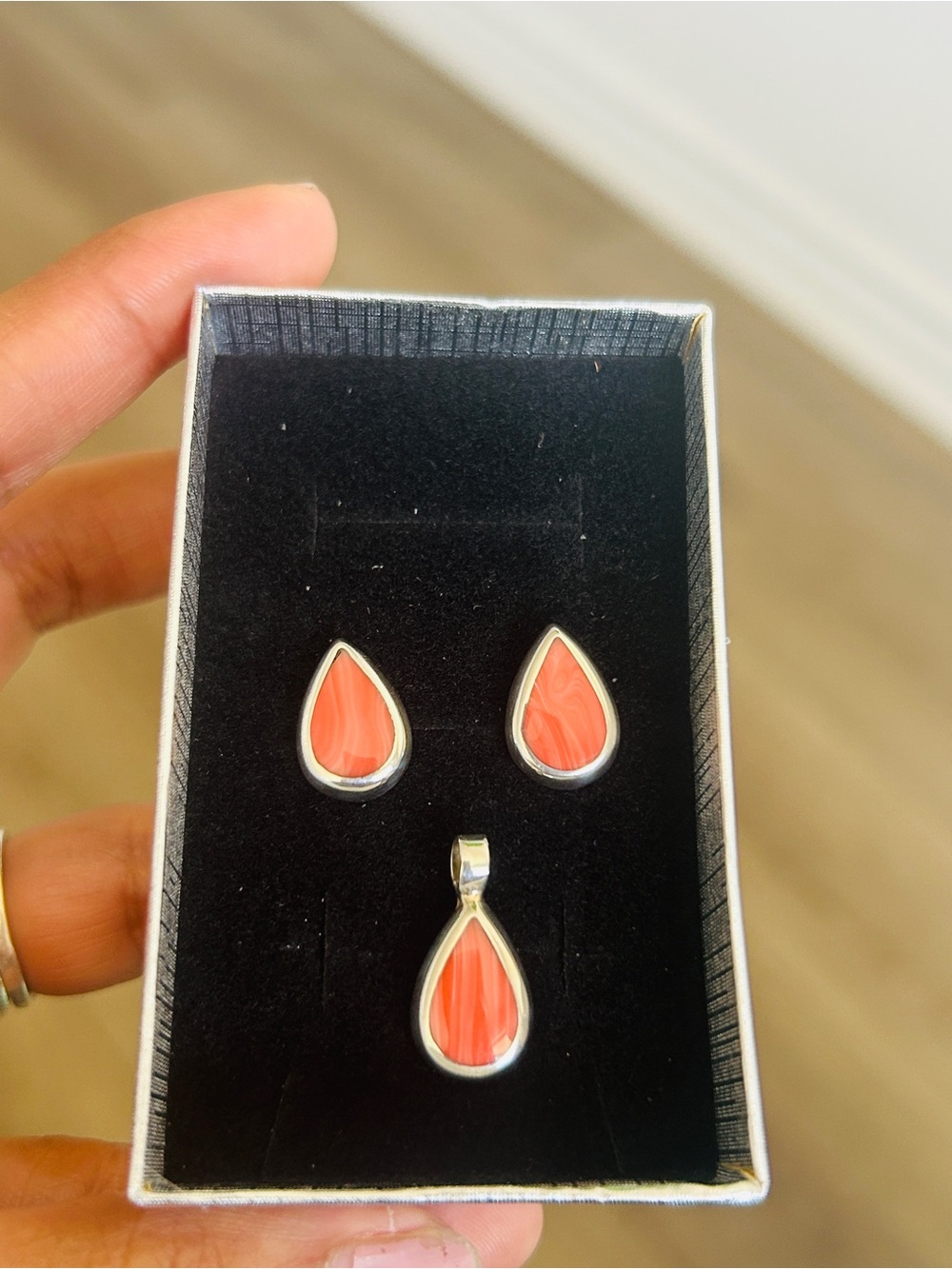 Taxco Mexico .925 Sterling Silver Coral Teardrop Earrings & Pendant Set